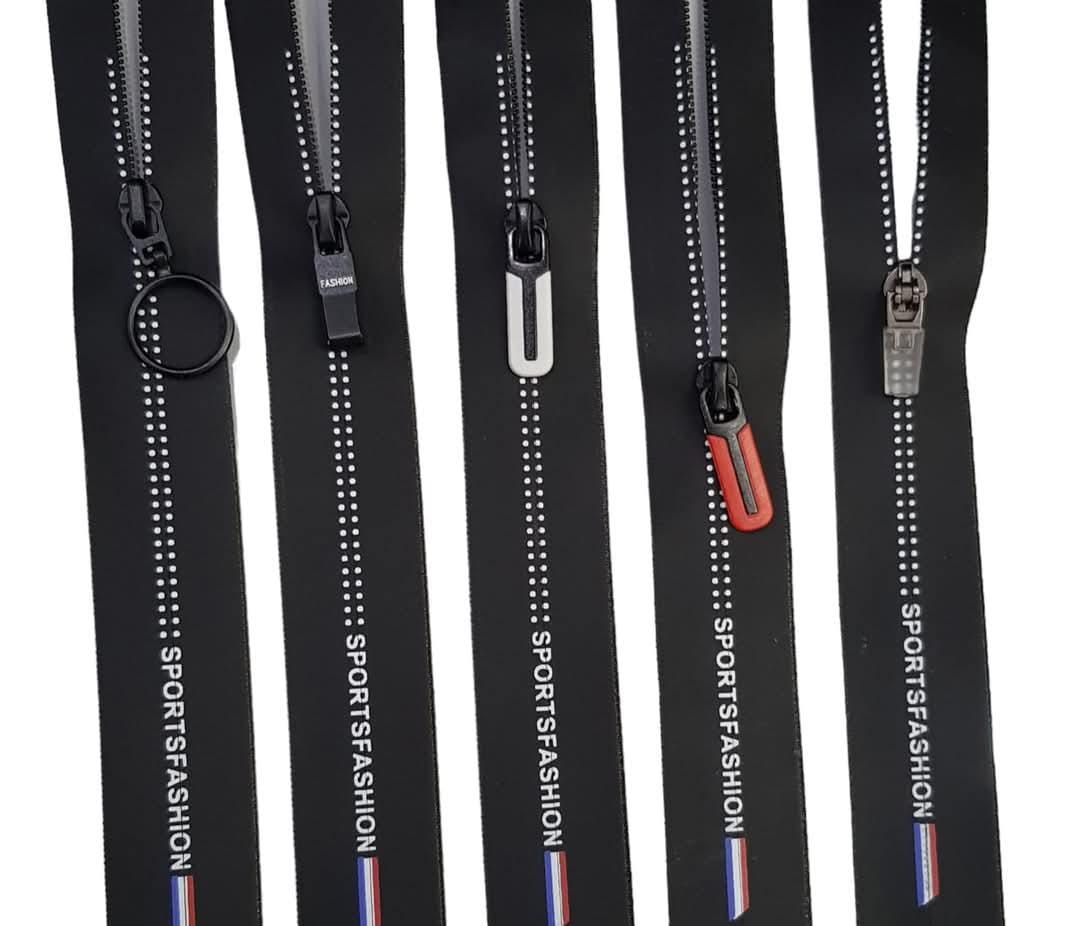 Water proofing zipper
